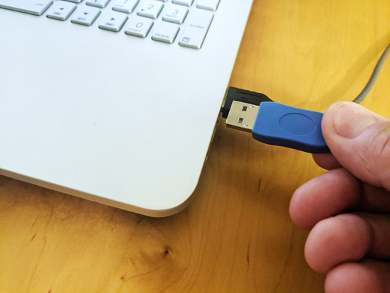 Use of offline Intercon requires the USB Thumb Drive key